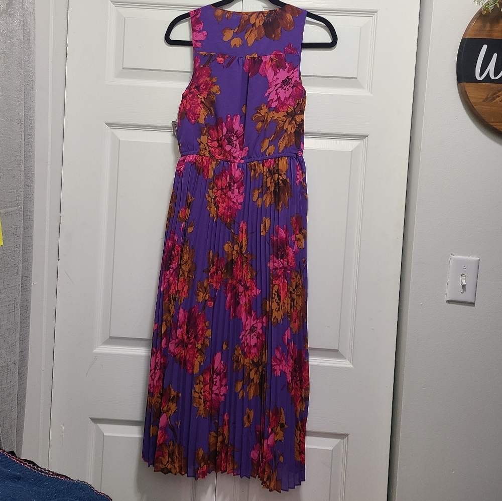 Sofia Vergara Women's Colorful Floral‎ Print Satin Midi Maxi Dress - Picture 3 of 16